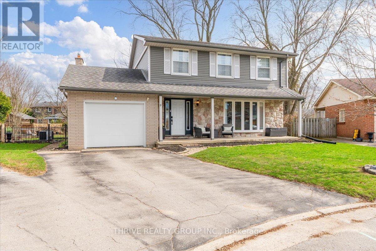 19 KENDALL COURT, London North, Ontario