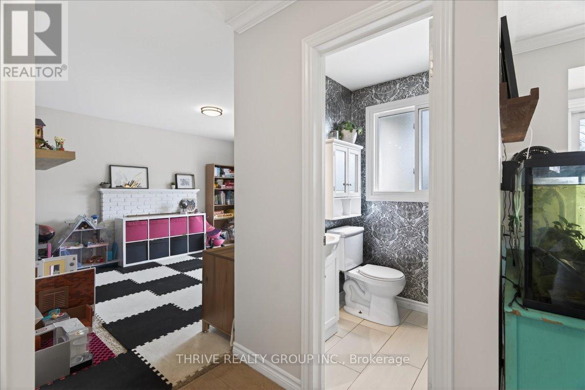 19 Kendall Court, London North, Ontario  N5X 1E4 - Photo 18 - X13007210