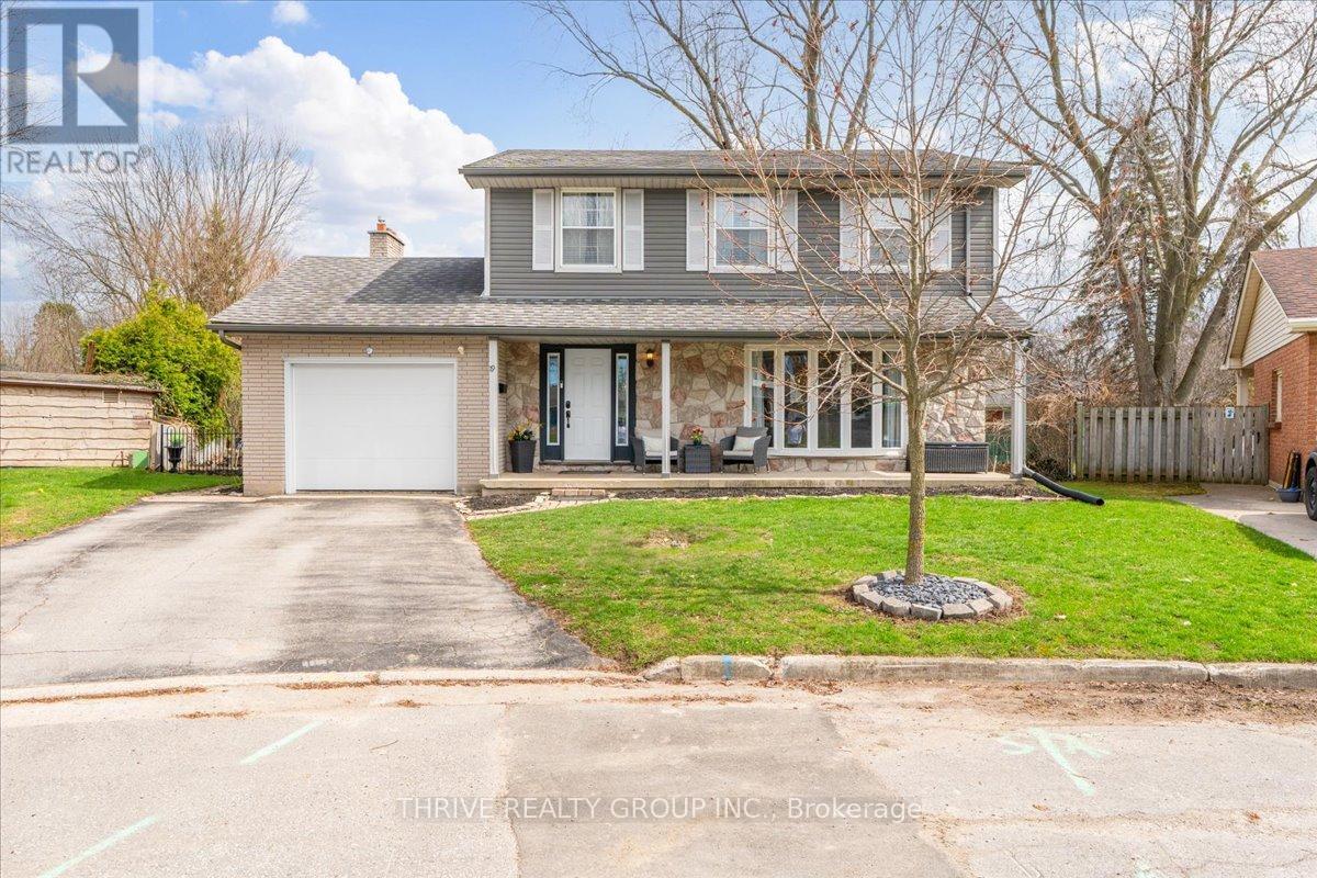 19 Kendall Court, London North, Ontario  N5X 1E4 - Photo 4 - X13007210