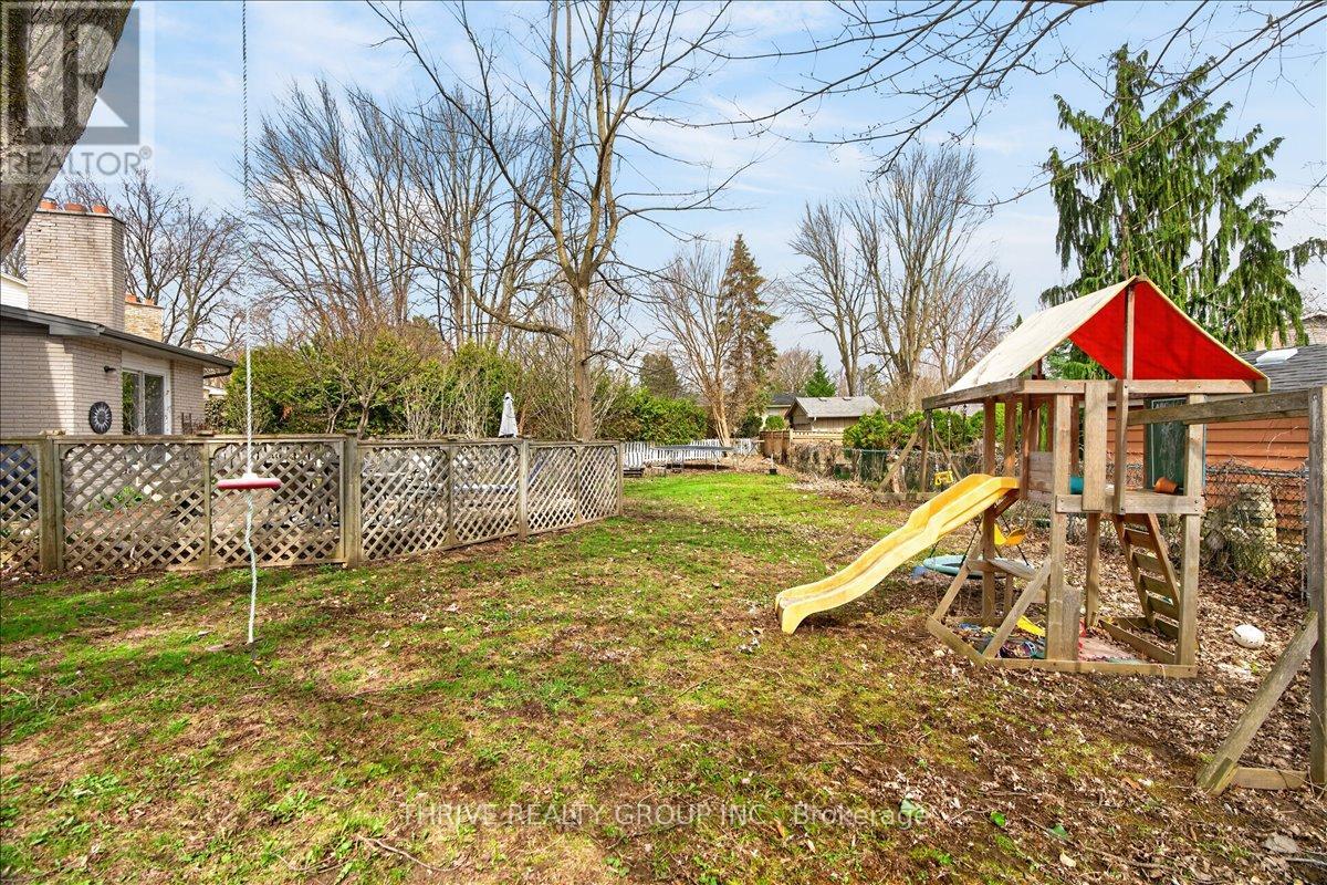 19 Kendall Court, London North, Ontario  N5X 1E4 - Photo 45 - X13007210