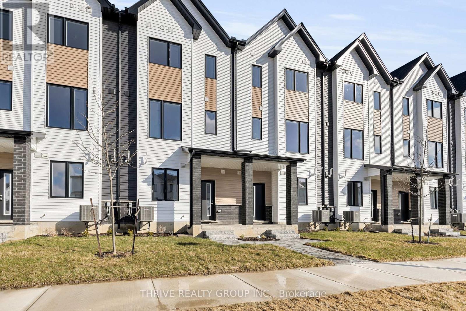 74 - 1595 Capri Crescent, London North, Ontario  N6G 3Y6 - Photo 2 - X13007254