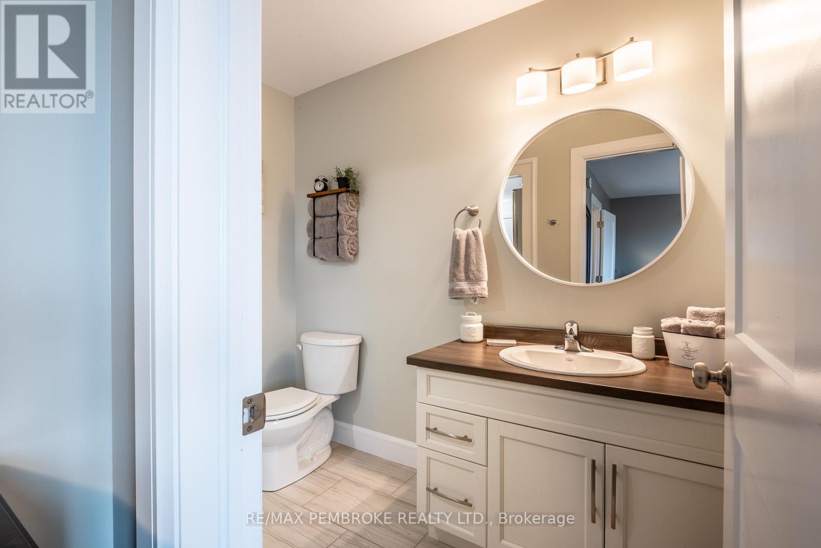 65 Chad Street, Petawawa, Ontario  K8H 0G9 - Photo 23 - X13006996