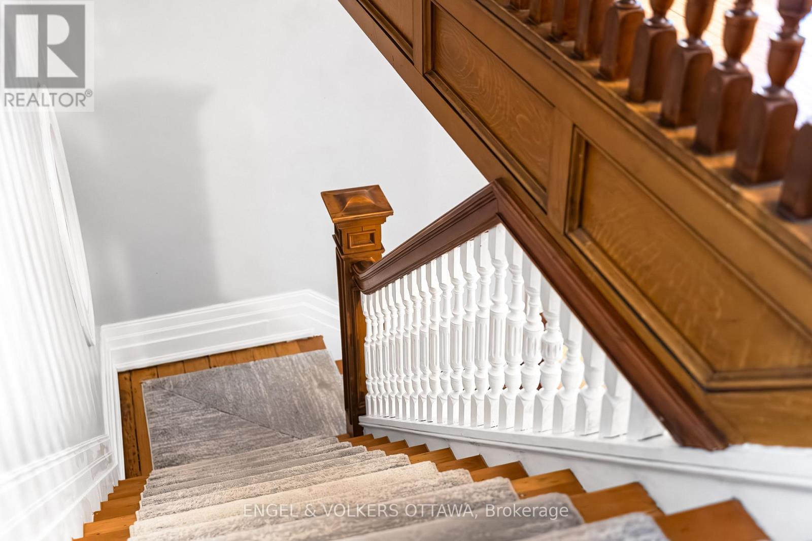 553 Gilmour Street, Ottawa, Ontario  K1R 5L5 - Photo 26 - X13007064