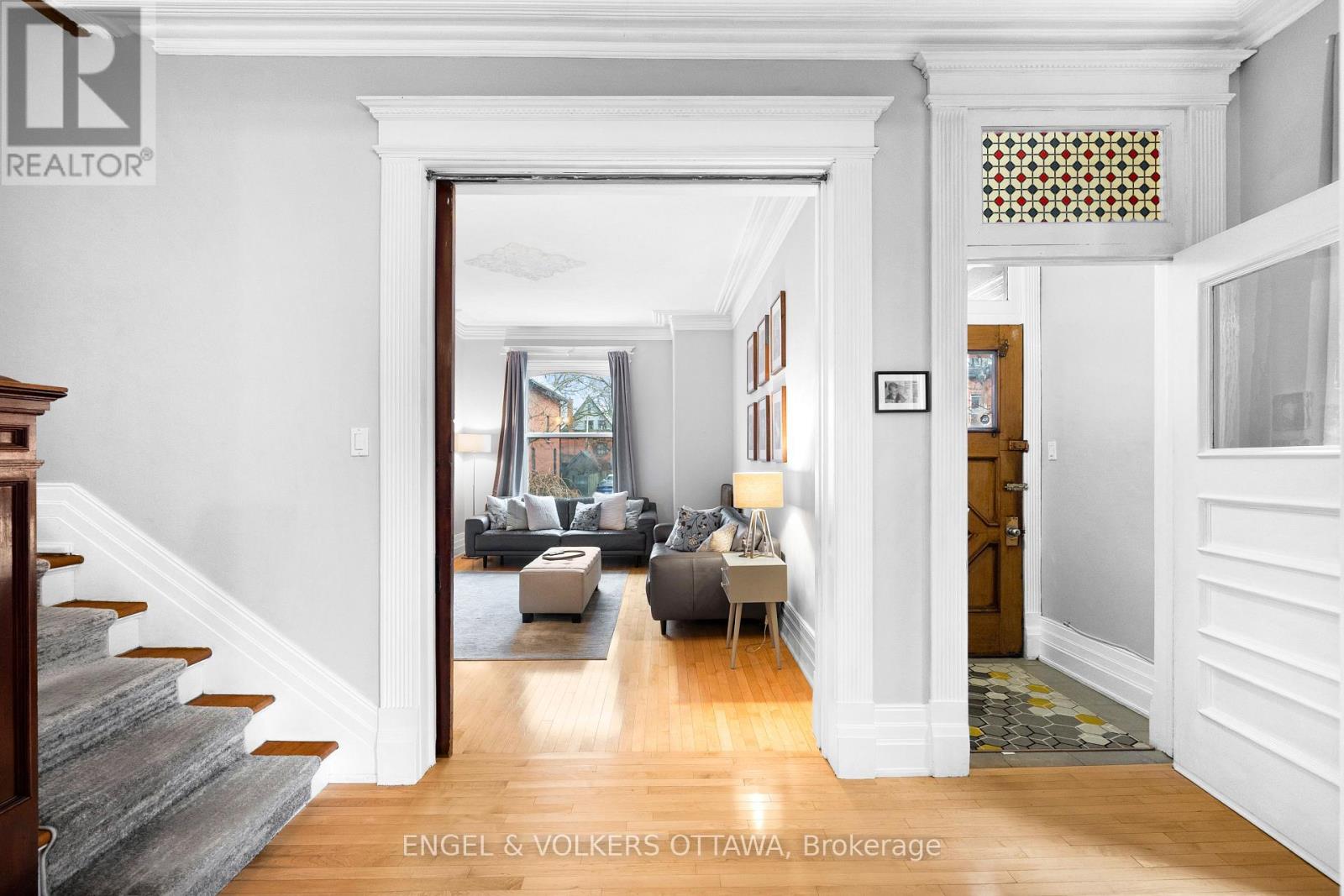 553 Gilmour Street, Ottawa, Ontario  K1R 5L5 - Photo 6 - X13007064