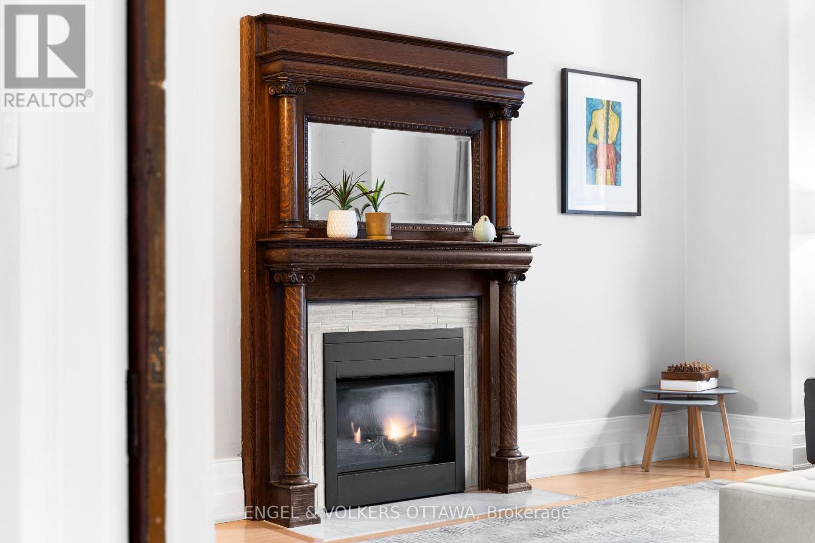 553 Gilmour Street, Ottawa, Ontario  K1R 5L5 - Photo 9 - X13007064