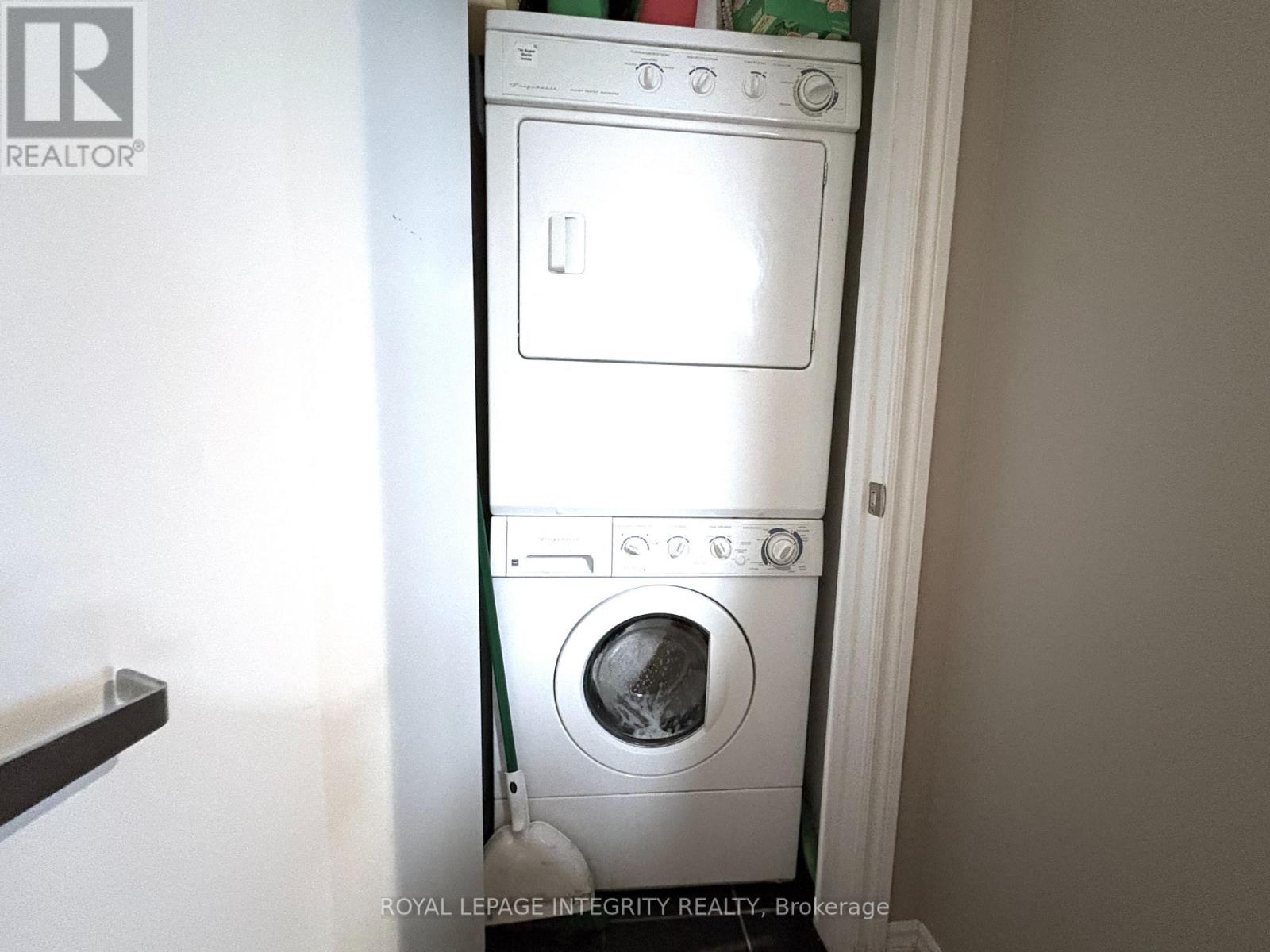 1808 - 234 Rideau Street, Ottawa, Ontario  K1N 0A9 - Photo 18 - X13007126