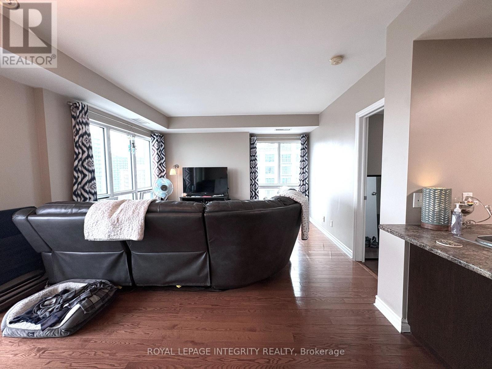 1808 - 234 Rideau Street, Ottawa, Ontario  K1N 0A9 - Photo 5 - X13007126