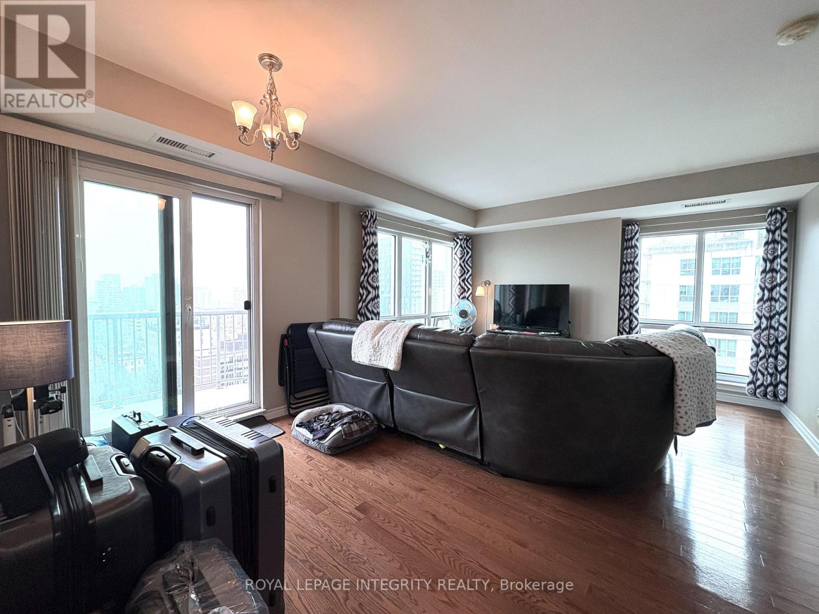 1808 - 234 Rideau Street, Ottawa, Ontario  K1N 0A9 - Photo 7 - X13007126