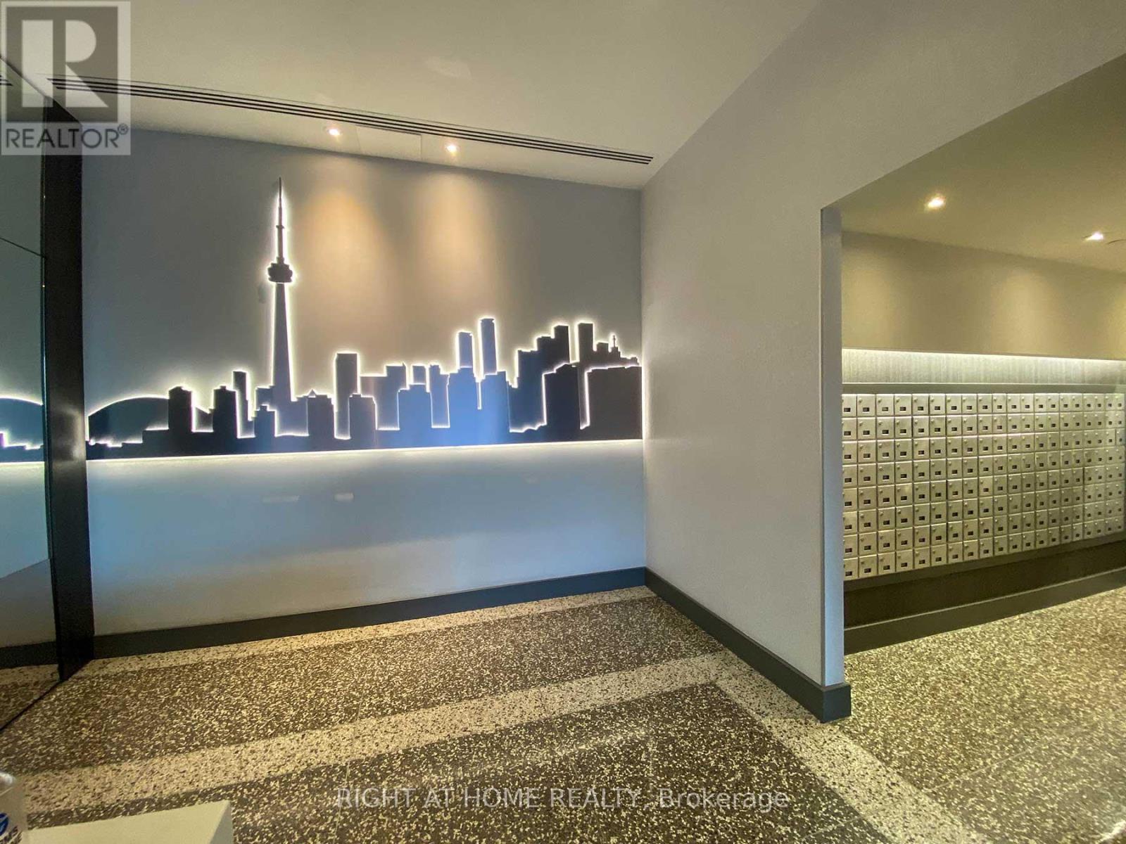 1910 - 218 Queens Quay W, Toronto, Ontario  M5J 2Y6 - Photo 16 - C13006960