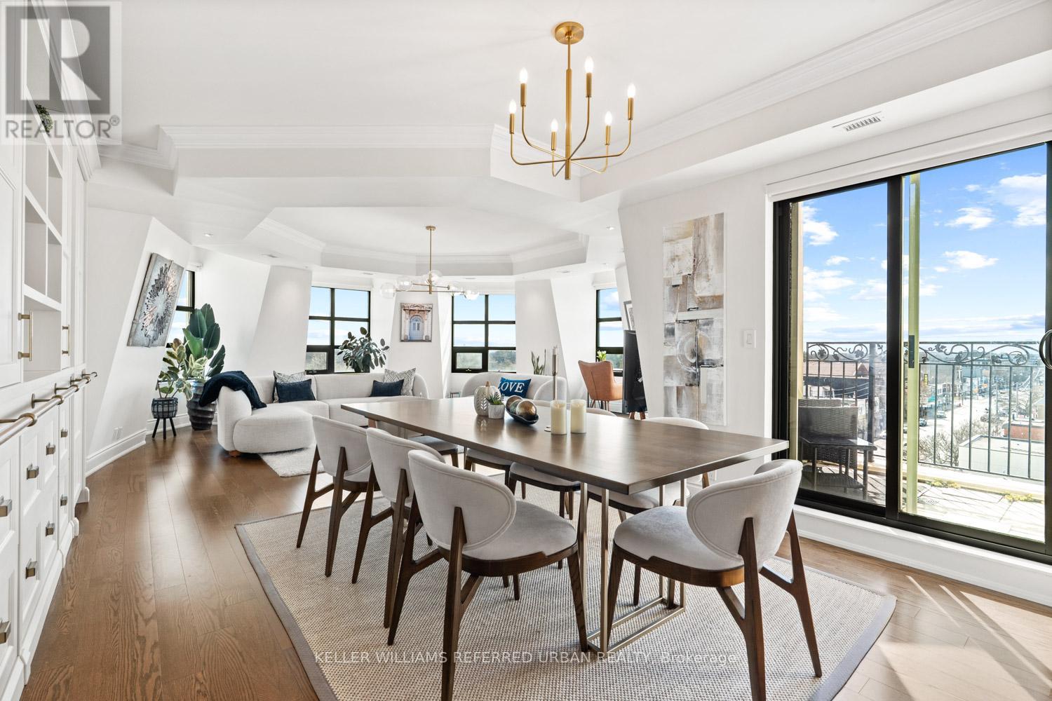 708 - 650 Mount Pleasant Road, Toronto, Ontario  M4S 2N5 - Photo 2 - C13007008