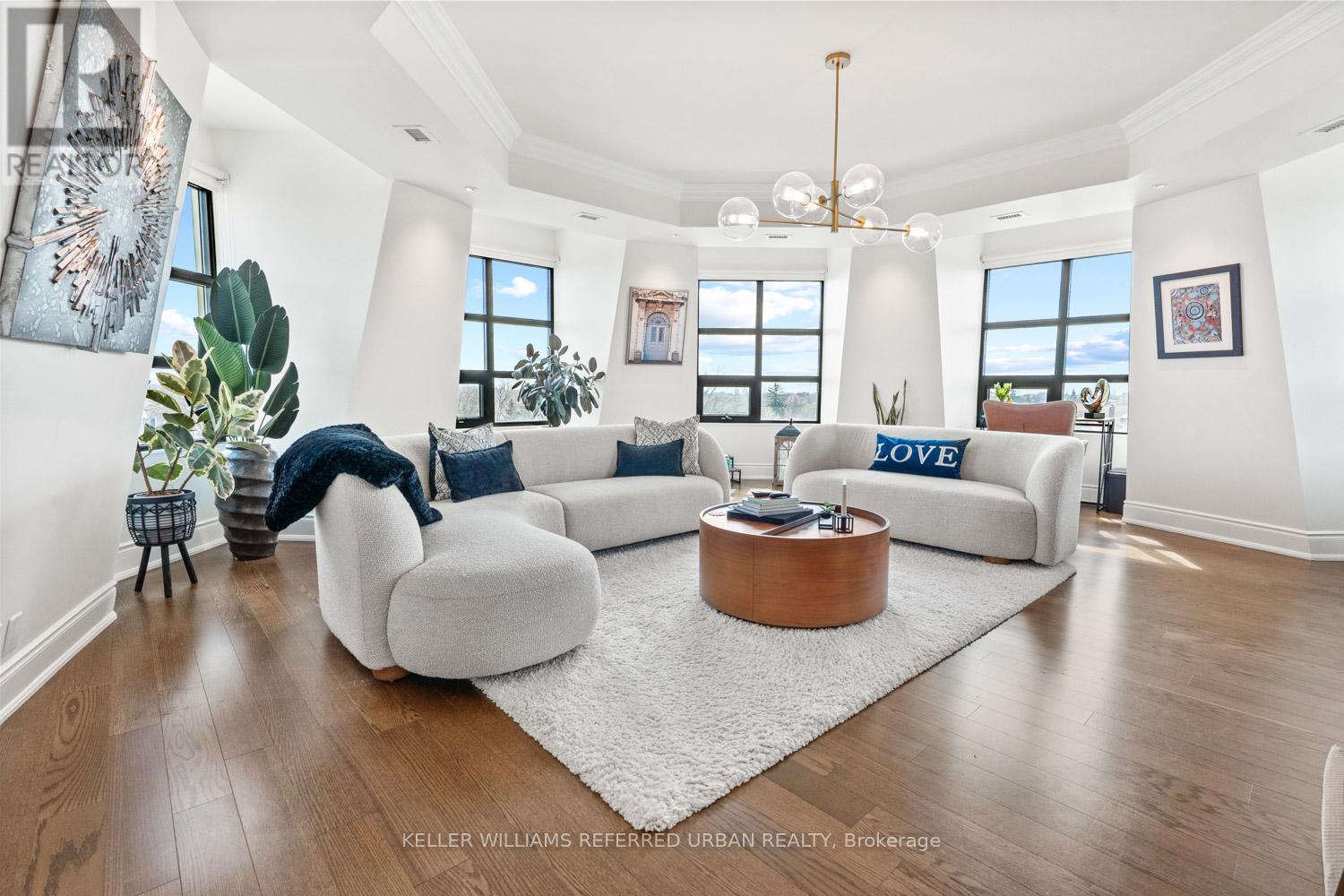 708 - 650 Mount Pleasant Road, Toronto, Ontario  M4S 2N5 - Photo 3 - C13007008