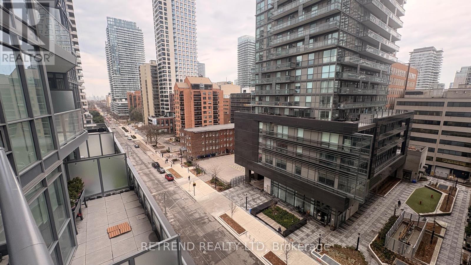 802 - 30 Roehmapton Avenue, Toronto, Ontario  M4P 0B9 - Photo 21 - C13007018