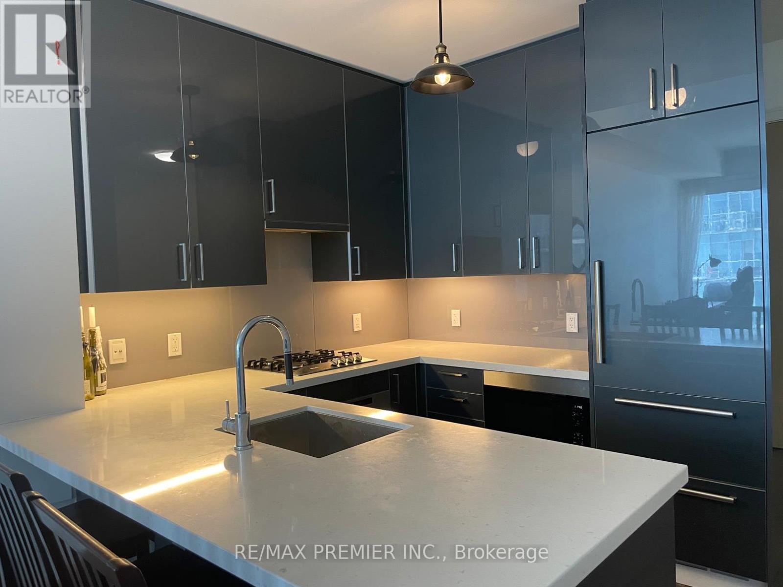 809 - 29 Queens Quay, Toronto, Ontario  M5E 0A5 - Photo 4 - C13007042