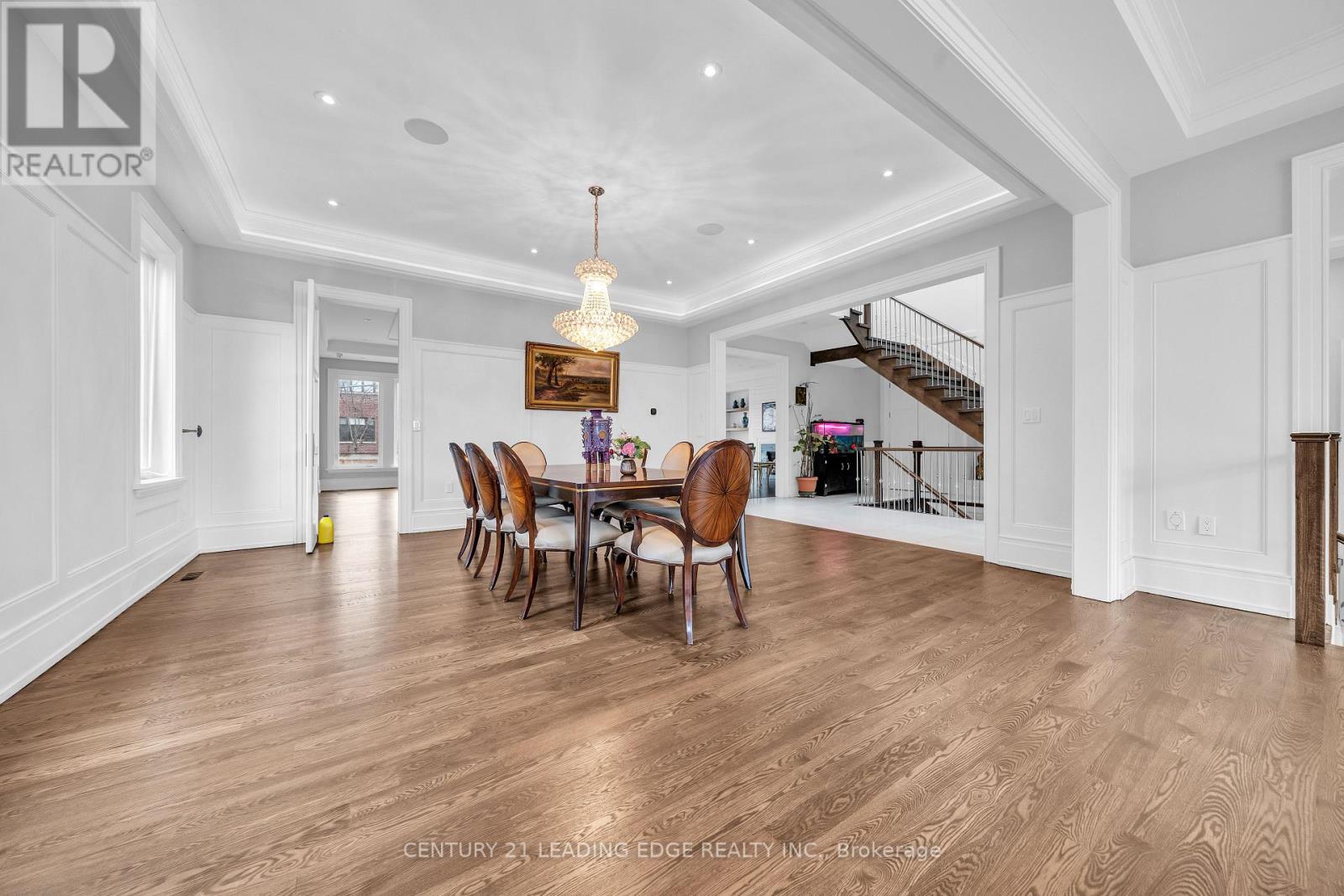 256 Park Home Avenue, Toronto, Ontario  M2R 1A3 - Photo 9 - C13007118