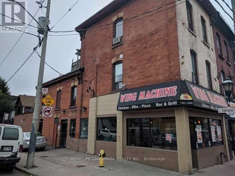 3 - 1 SPRUCE STREET, Toronto, Ontario