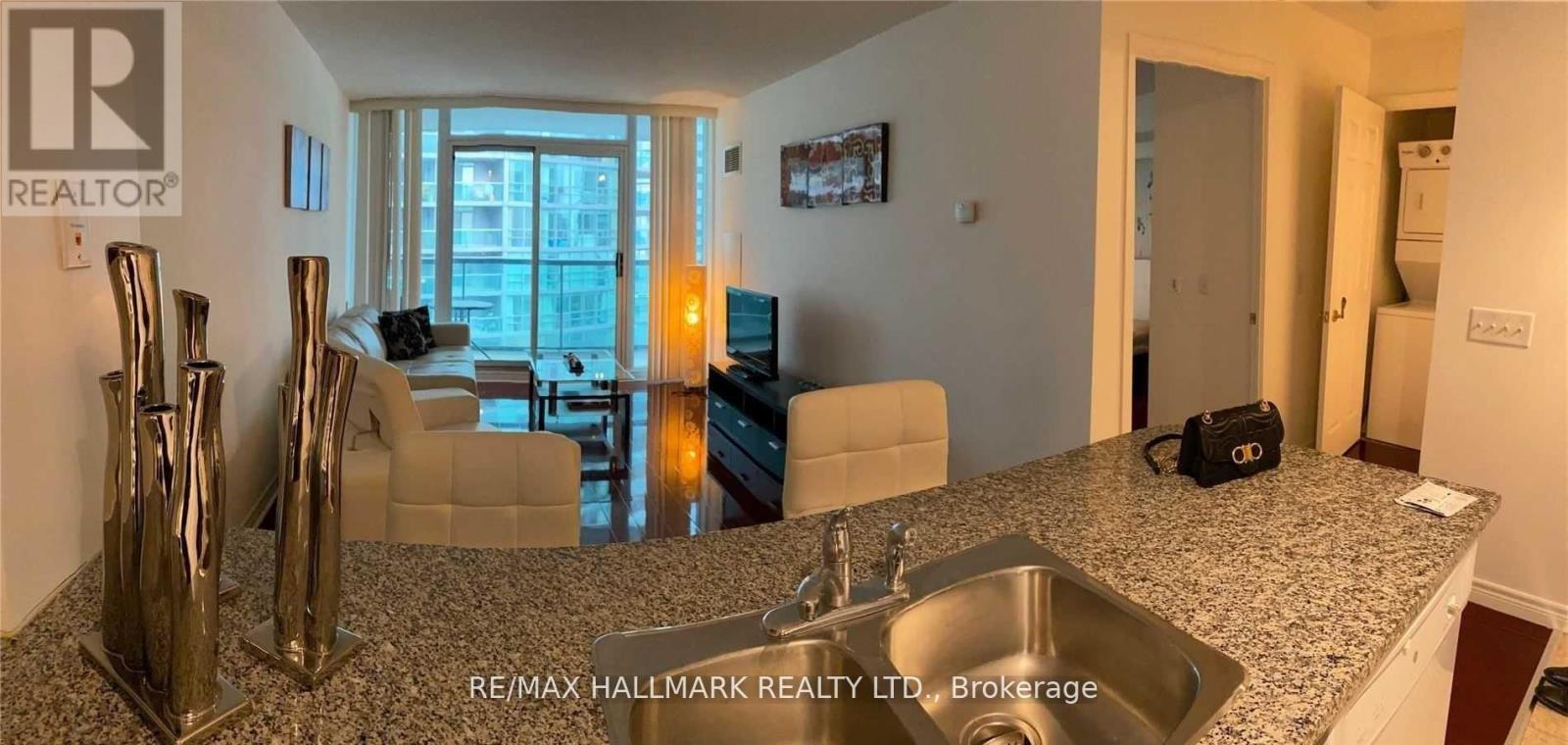 1703 - 51 Lower Simcoe Street, Toronto, Ontario  M5J 3A2 - Photo 9 - C13007144