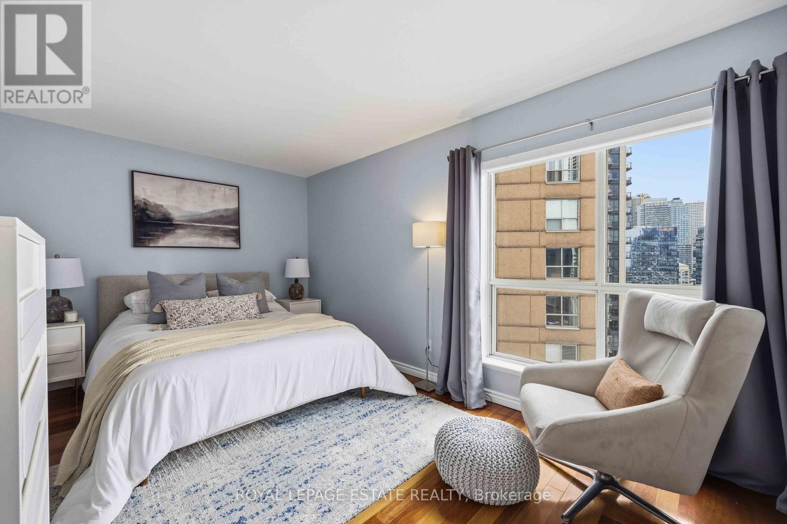 2118 - 25 The Esplanade, Toronto, Ontario  M5E 1W5 - Photo 22 - C13007158