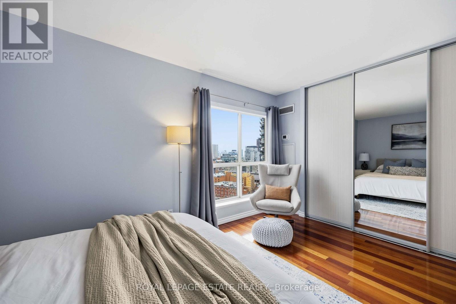 2118 - 25 The Esplanade, Toronto, Ontario  M5E 1W5 - Photo 23 - C13007158