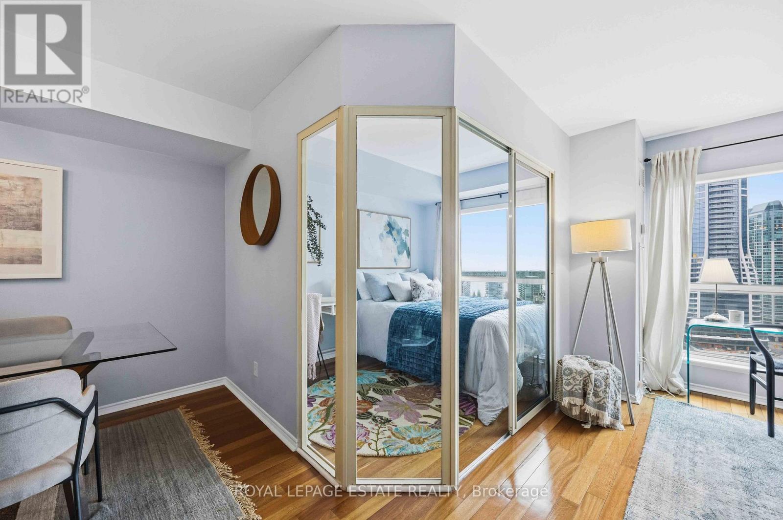 2118 - 25 The Esplanade, Toronto, Ontario  M5E 1W5 - Photo 27 - C13007158