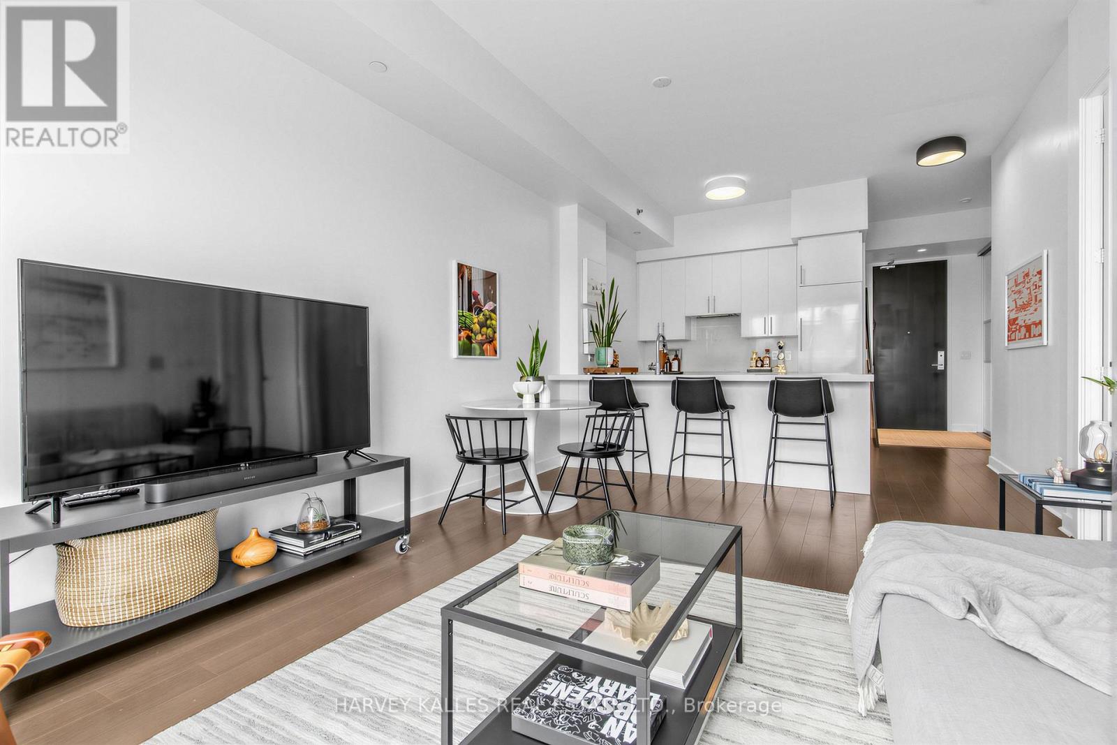 301 - 156 Portland Street, Toronto, Ontario  M5V 0G1 - Photo 11 - C13007206