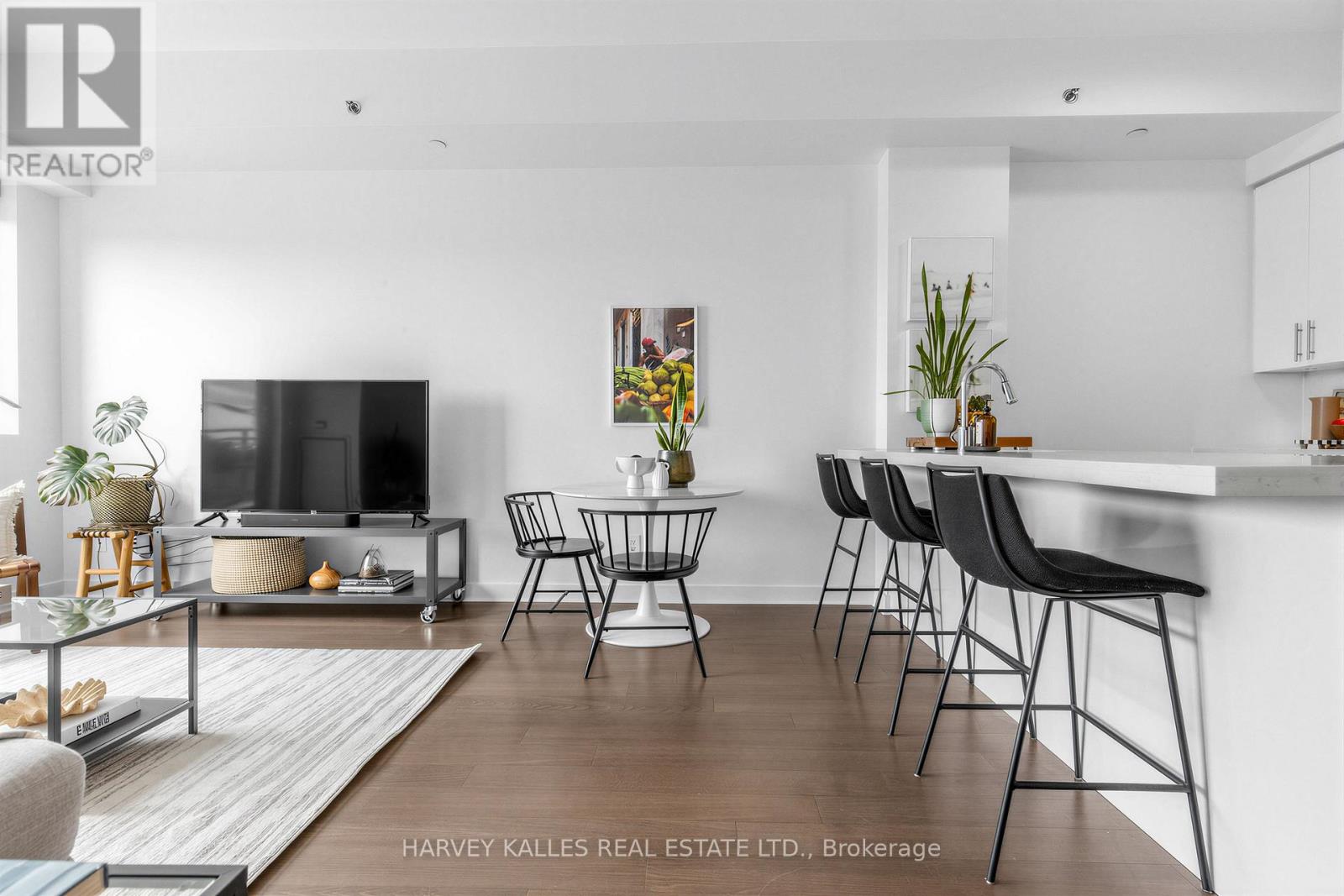 301 - 156 Portland Street, Toronto, Ontario  M5V 0G1 - Photo 12 - C13007206