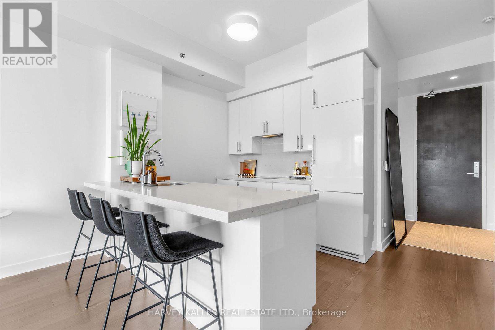 301 - 156 Portland Street, Toronto, Ontario  M5V 0G1 - Photo 14 - C13007206