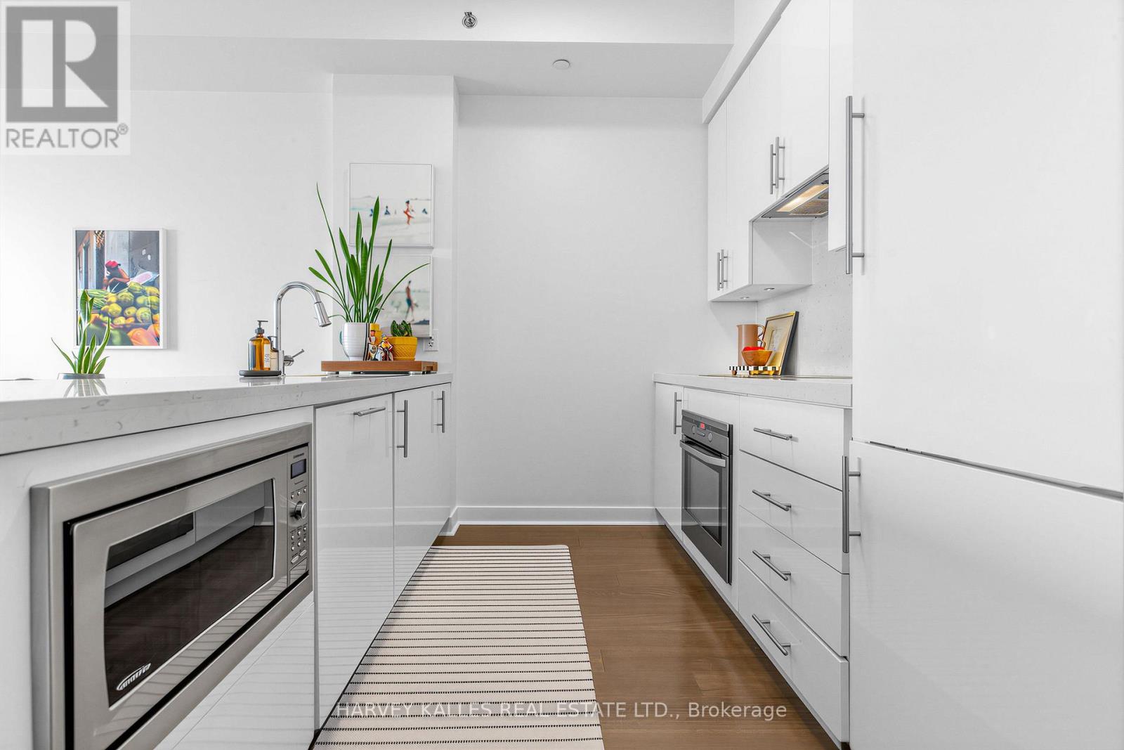 301 - 156 Portland Street, Toronto, Ontario  M5V 0G1 - Photo 17 - C13007206