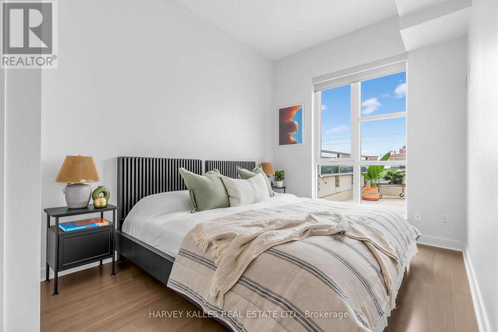 301 - 156 Portland Street, Toronto, Ontario  M5V 0G1 - Photo 19 - C13007206