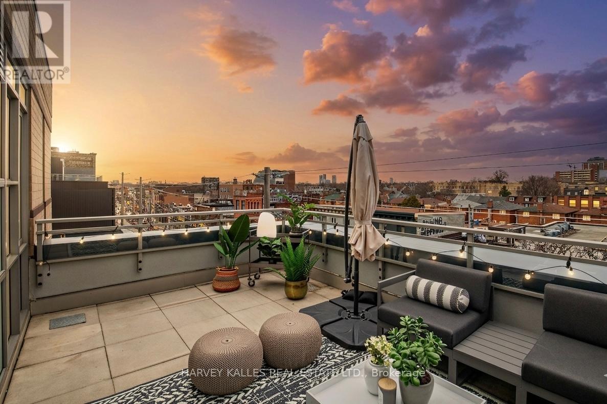 301 - 156 Portland Street, Toronto, Ontario  M5V 0G1 - Photo 3 - C13007206