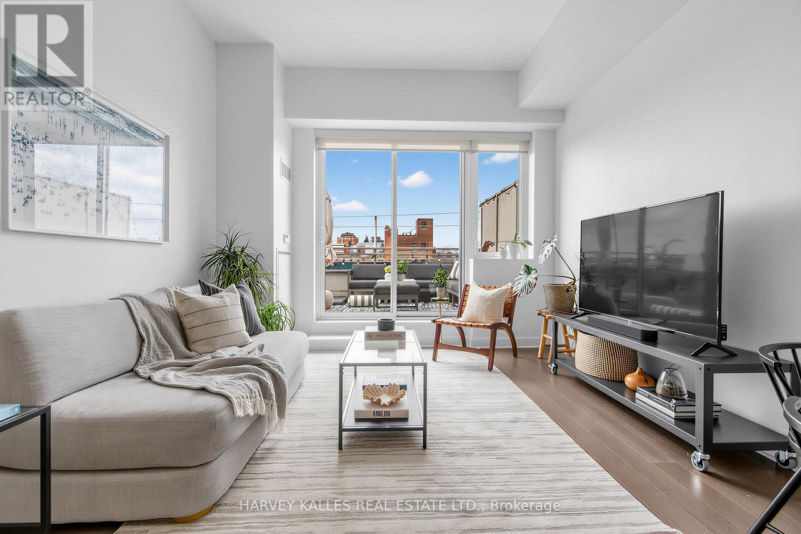 301 - 156 Portland Street, Toronto, Ontario  M5V 0G1 - Photo 7 - C13007206