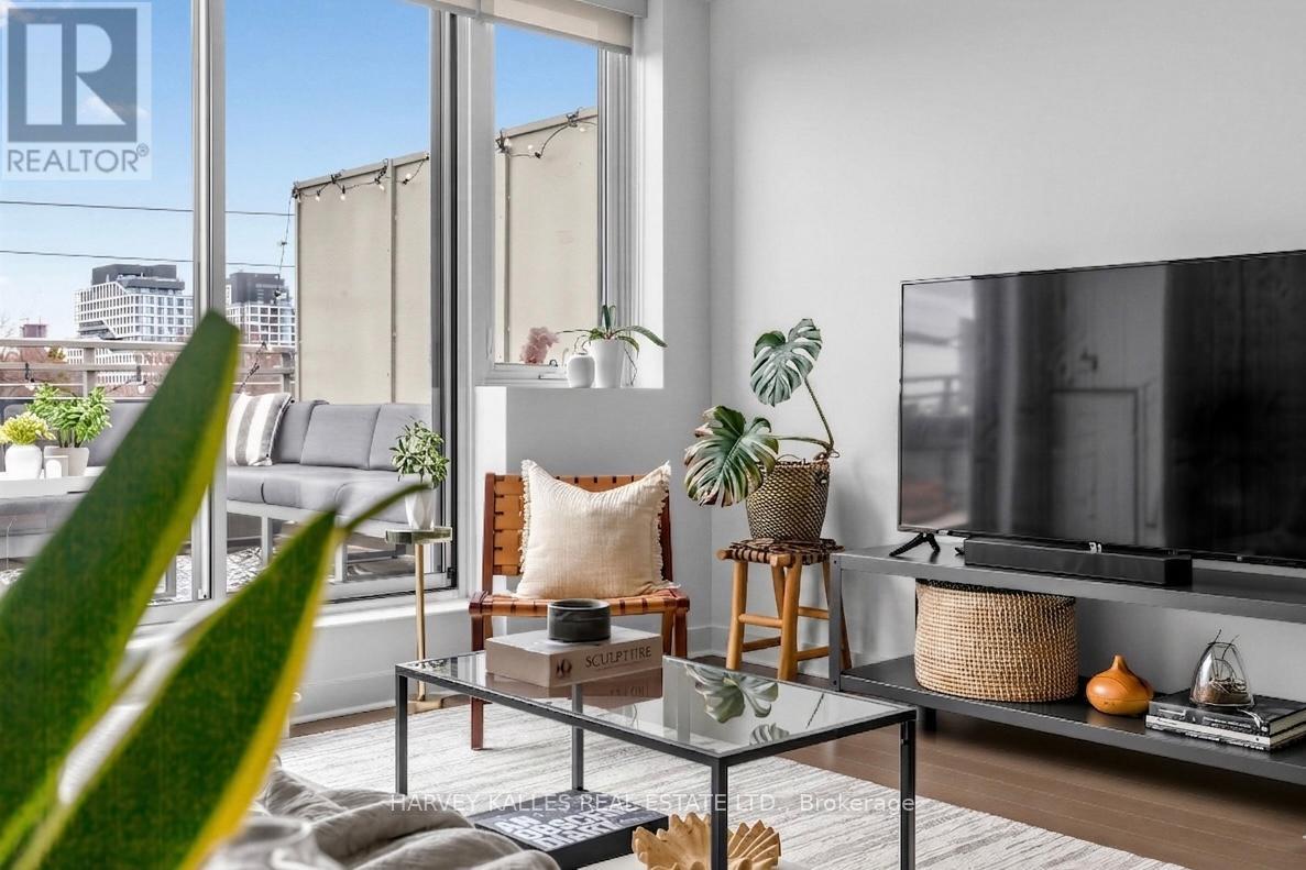 301 - 156 Portland Street, Toronto, Ontario  M5V 0G1 - Photo 9 - C13007206