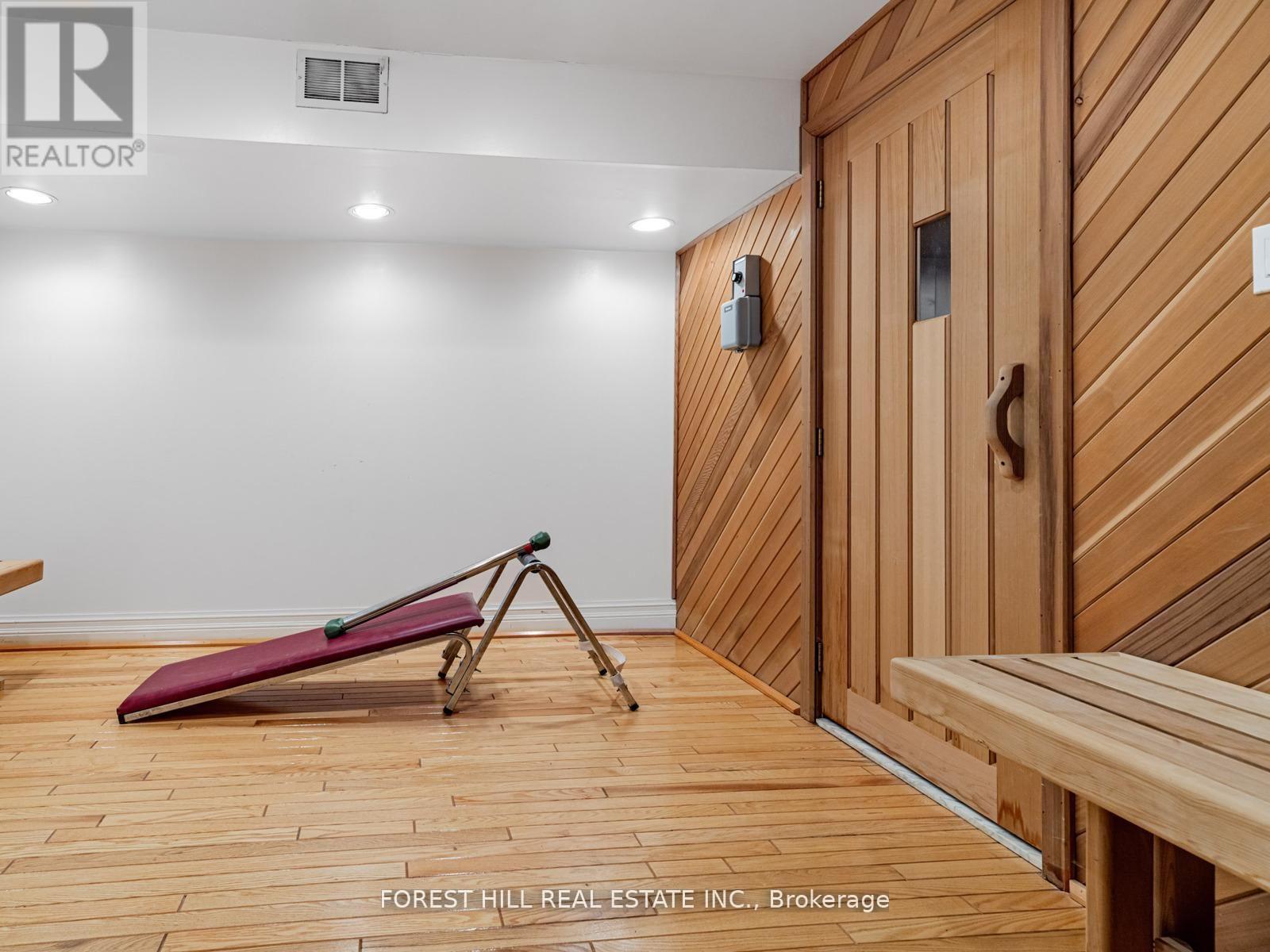 17 Dunloe Road, Richmond Hill, Ontario  L4B 2H6 - Photo 47 - N12964492