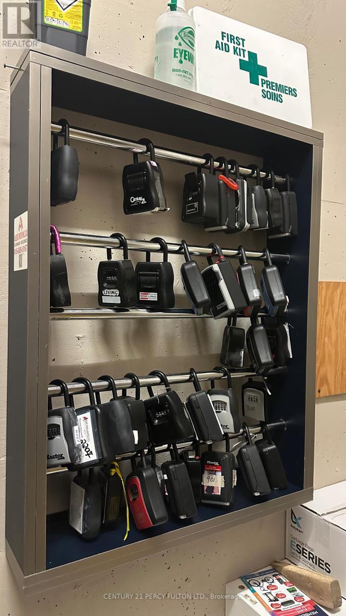 Ph01 - 339 Rathburn Road, Mississauga, Ontario  L5B 0C8 - Photo 23 - W13000734