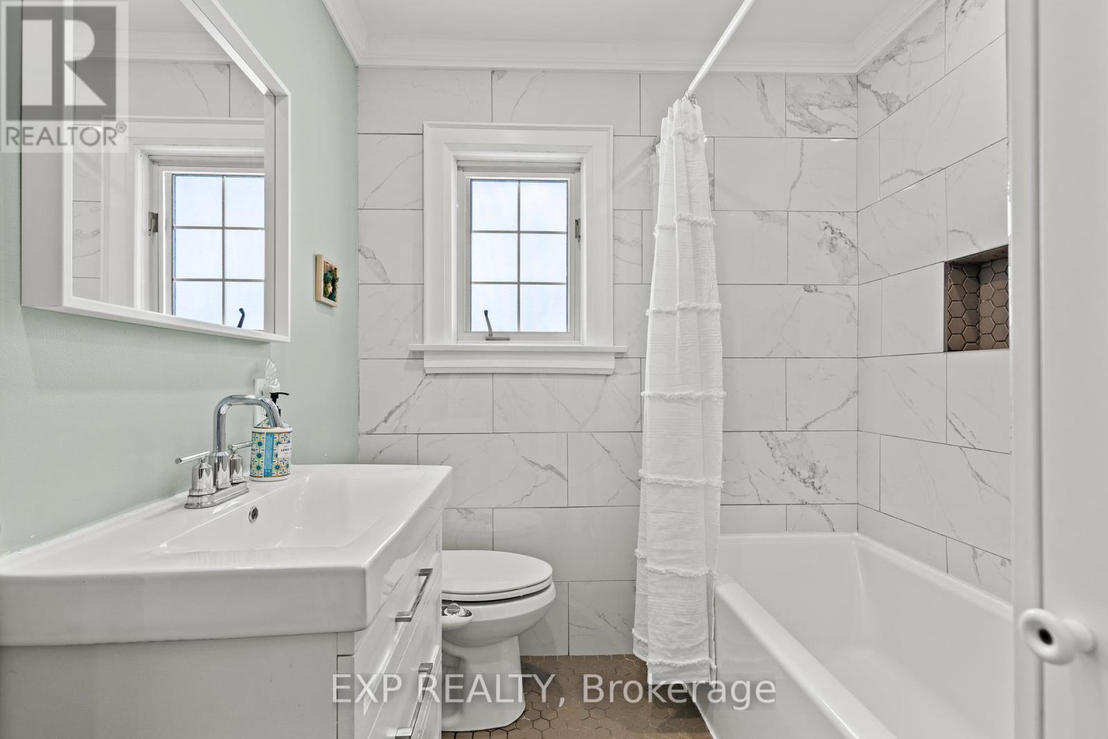 14 Dunlop Drive, St. Catharines (Downtown), Ontario L2R 1A3 - Photo 18 - X13007072