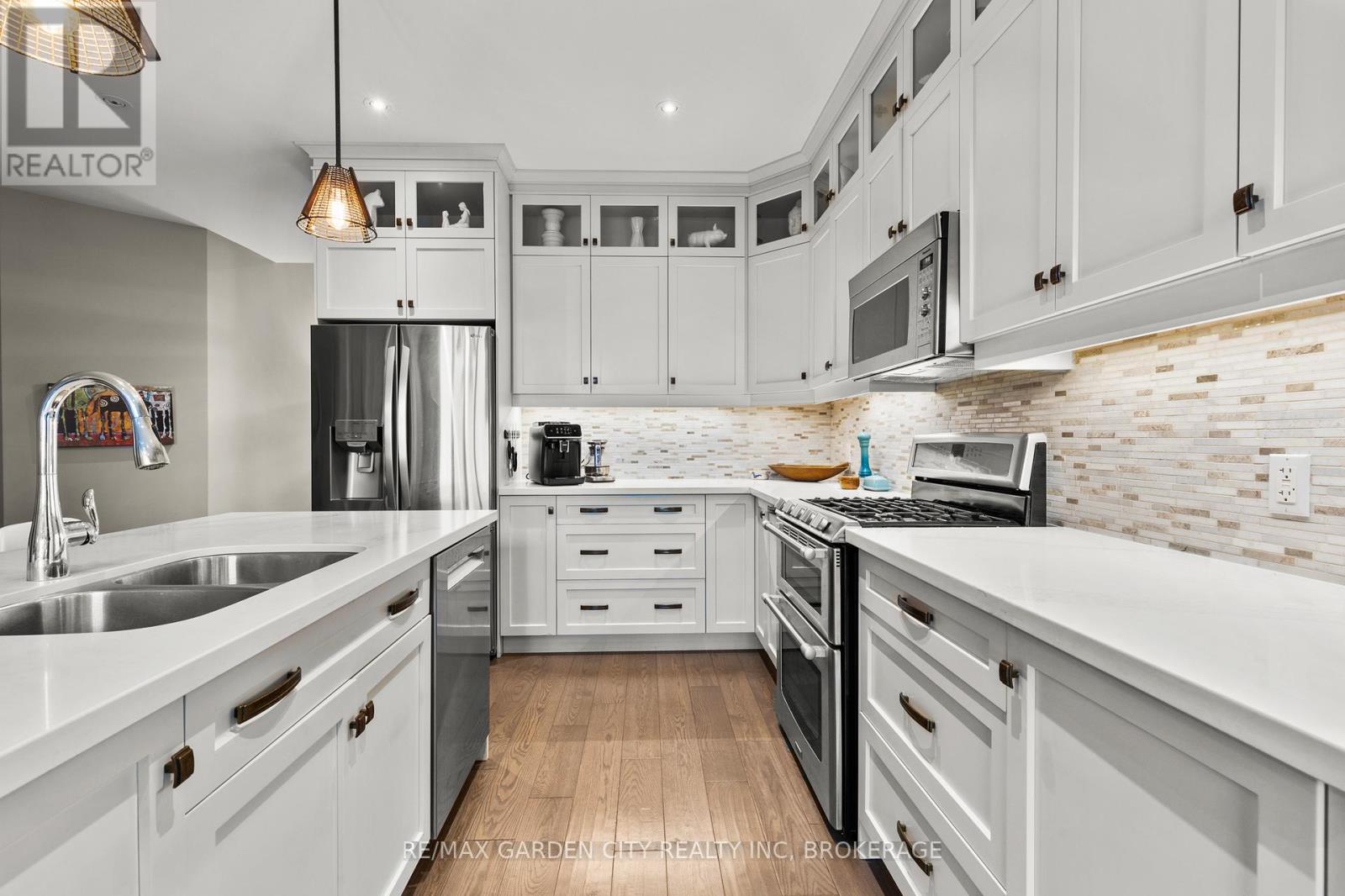 7 Tuscany Court, St. Catharines, Ontario  L2S 0E2 - Photo 17 - X13007124