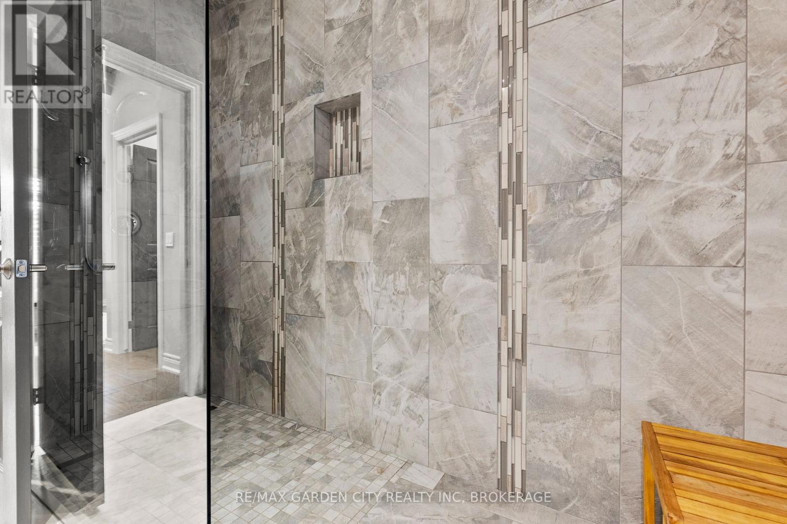 7 Tuscany Court, St. Catharines, Ontario  L2S 0E2 - Photo 28 - X13007124