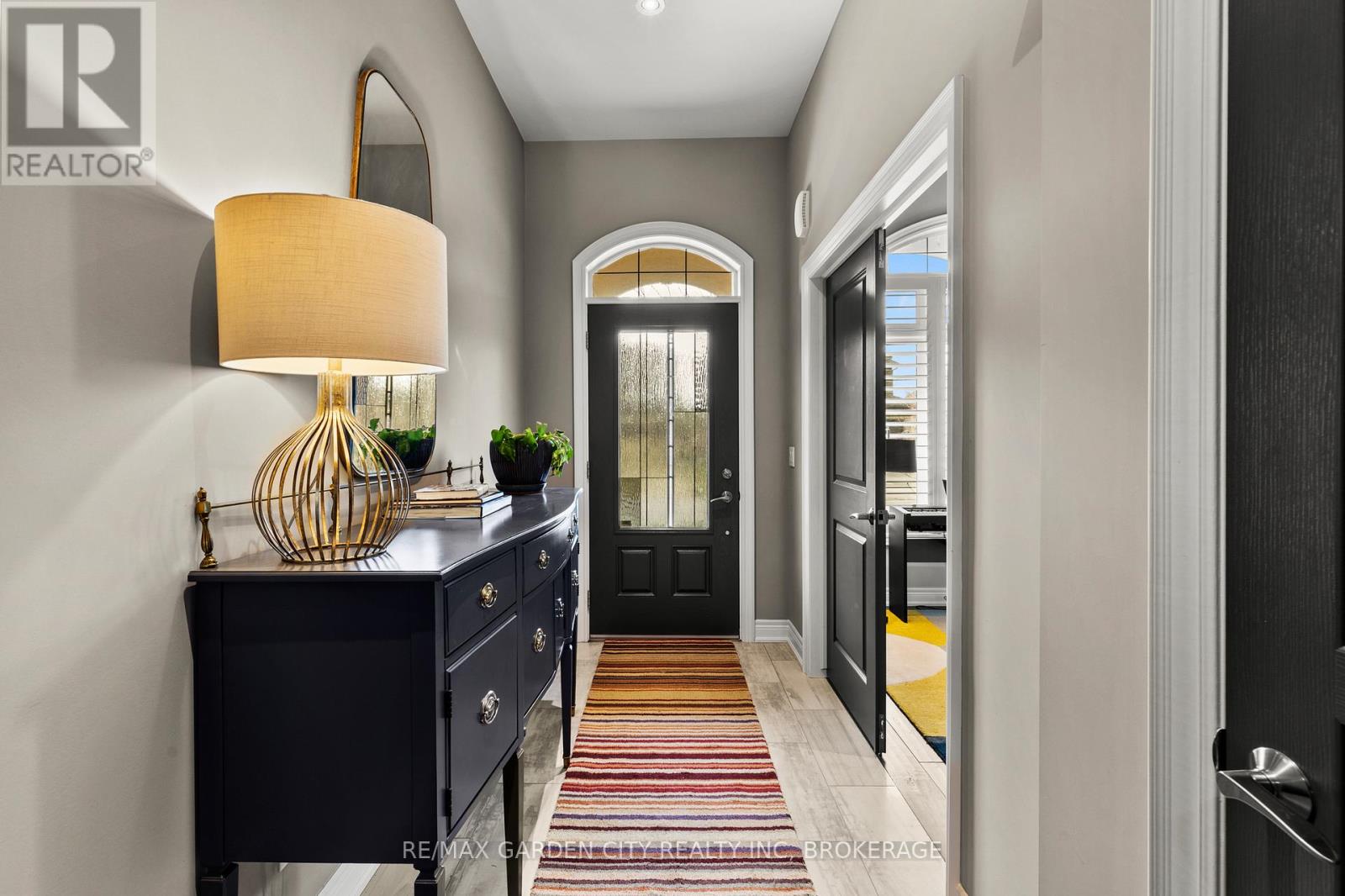 7 Tuscany Court, St. Catharines, Ontario  L2S 0E2 - Photo 8 - X13007124