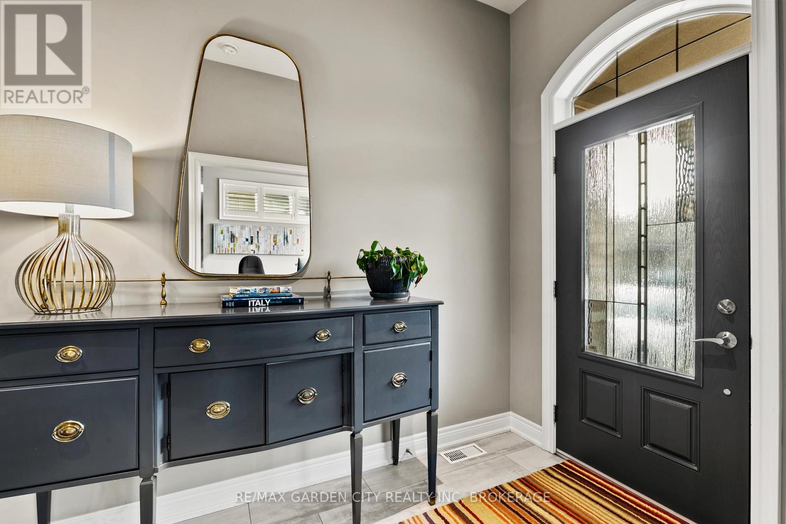 7 Tuscany Court, St. Catharines, Ontario  L2S 0E2 - Photo 9 - X13007124