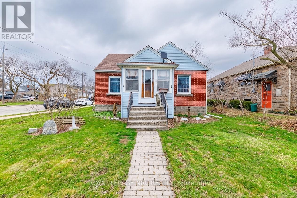 197 Charlotte Street, Port Colborne (Sugarloaf), Ontario L3K 3E3 - Photo 2 - X13007146