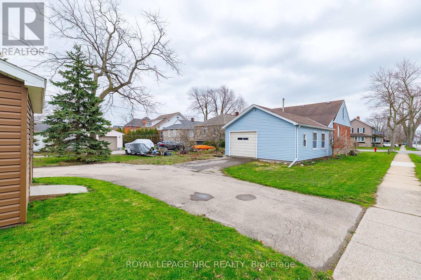 197 Charlotte Street, Port Colborne (Sugarloaf), Ontario L3K 3E3 - Photo 3 - X13007146