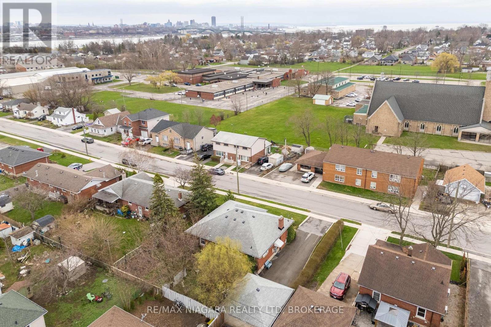 129 Idylewylde Street, Fort Erie, Ontario  L2A 2L2 - Photo 32 - X13007276