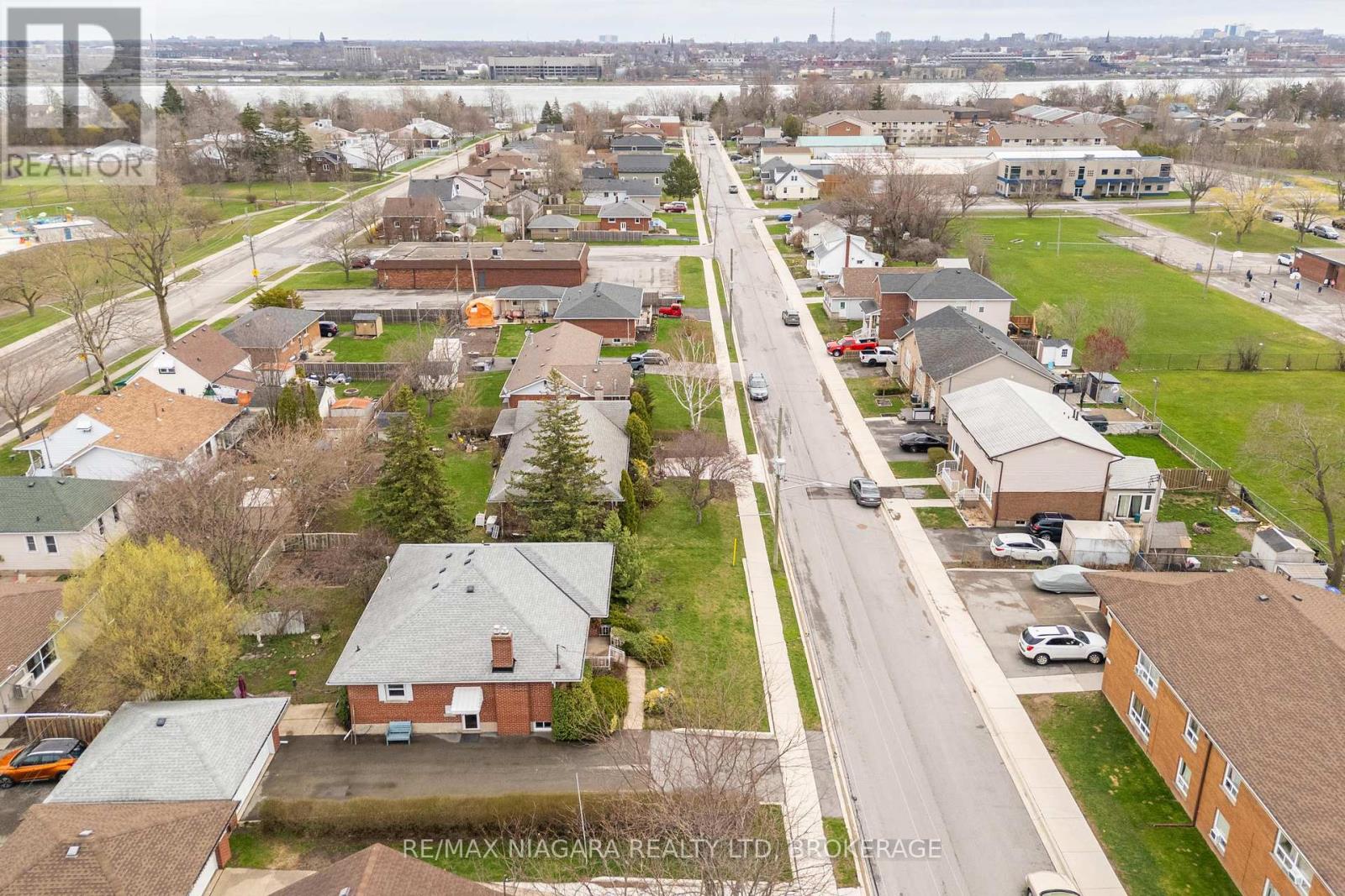 129 Idylewylde Street, Fort Erie, Ontario  L2A 2L2 - Photo 34 - X13007276