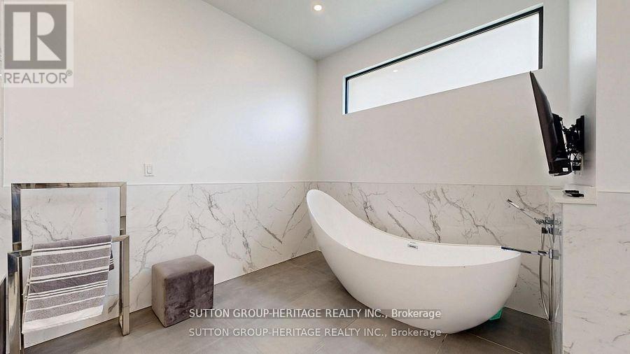 1459 Old Forest Road, Pickering, Ontario L1V 1N8 - Photo 24 - E13007052