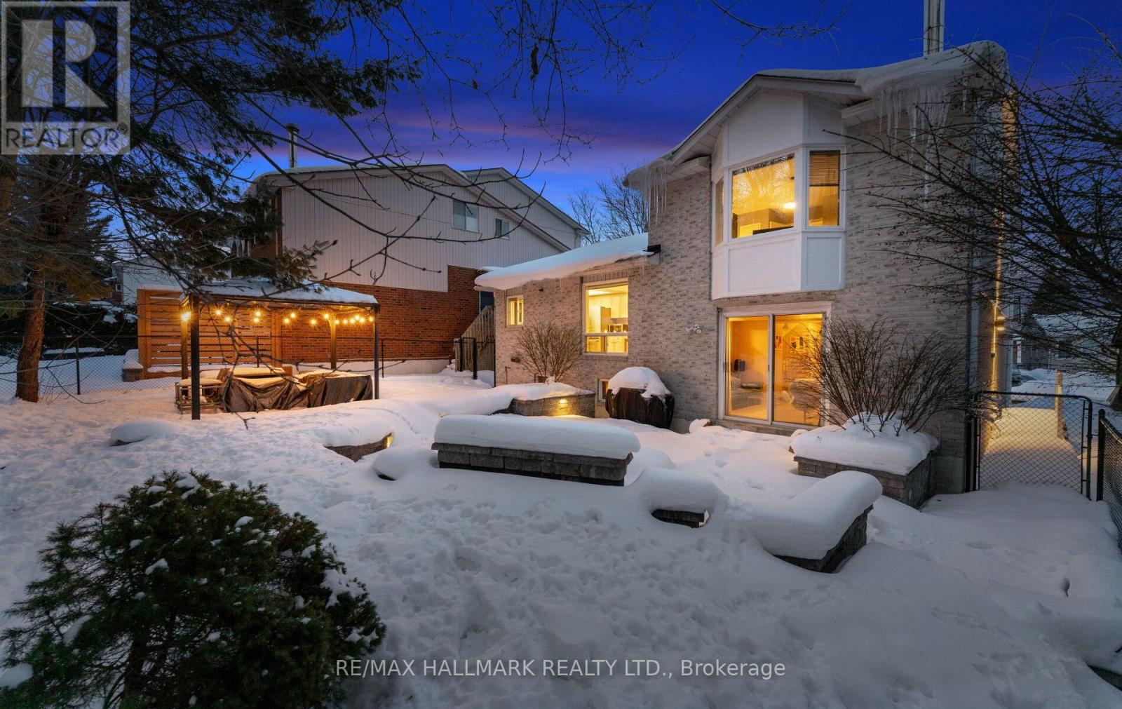 2004 Blairwood Court, Pickering, Ontario  L1X 2S3 - Photo 41 - E13007108