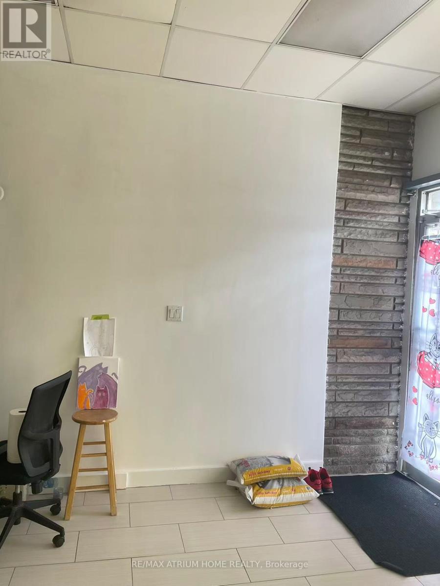 1038 Gerrard Street E, Toronto, Ontario  M4M 1Z5 - Photo 3 - E13007188