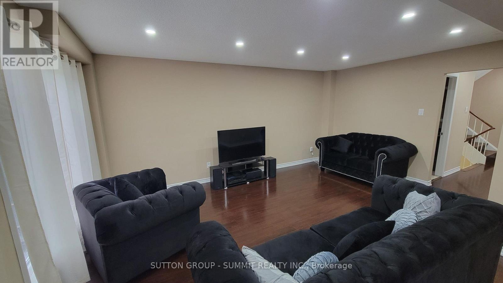 1378 Everton Street, Pickering, Ontario  L1V 2T8 - Photo 3 - E13007194