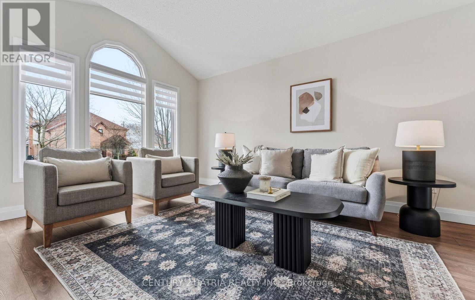 18 Elmeroy Court, Whitby, Ontario  L1N 8A4 - Photo 10 - E13006602