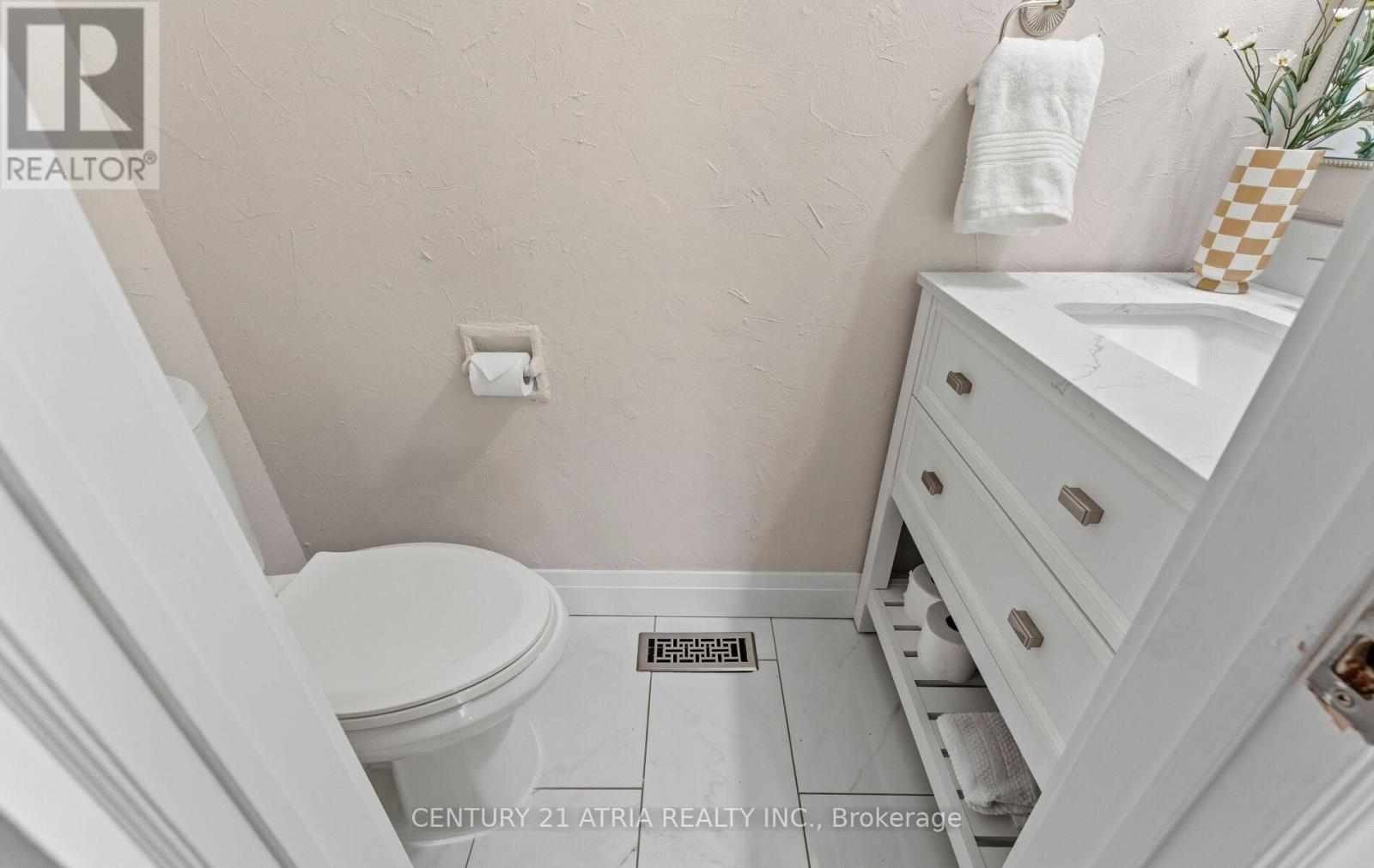 18 Elmeroy Court, Whitby, Ontario  L1N 8A4 - Photo 27 - E13006602