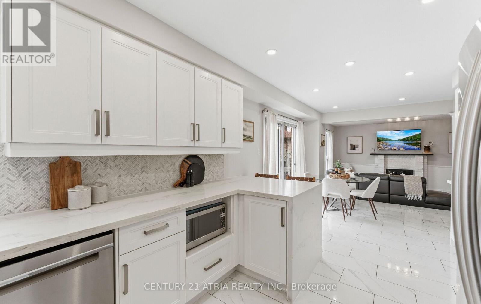 18 Elmeroy Court, Whitby, Ontario  L1N 8A4 - Photo 23 - E13006602