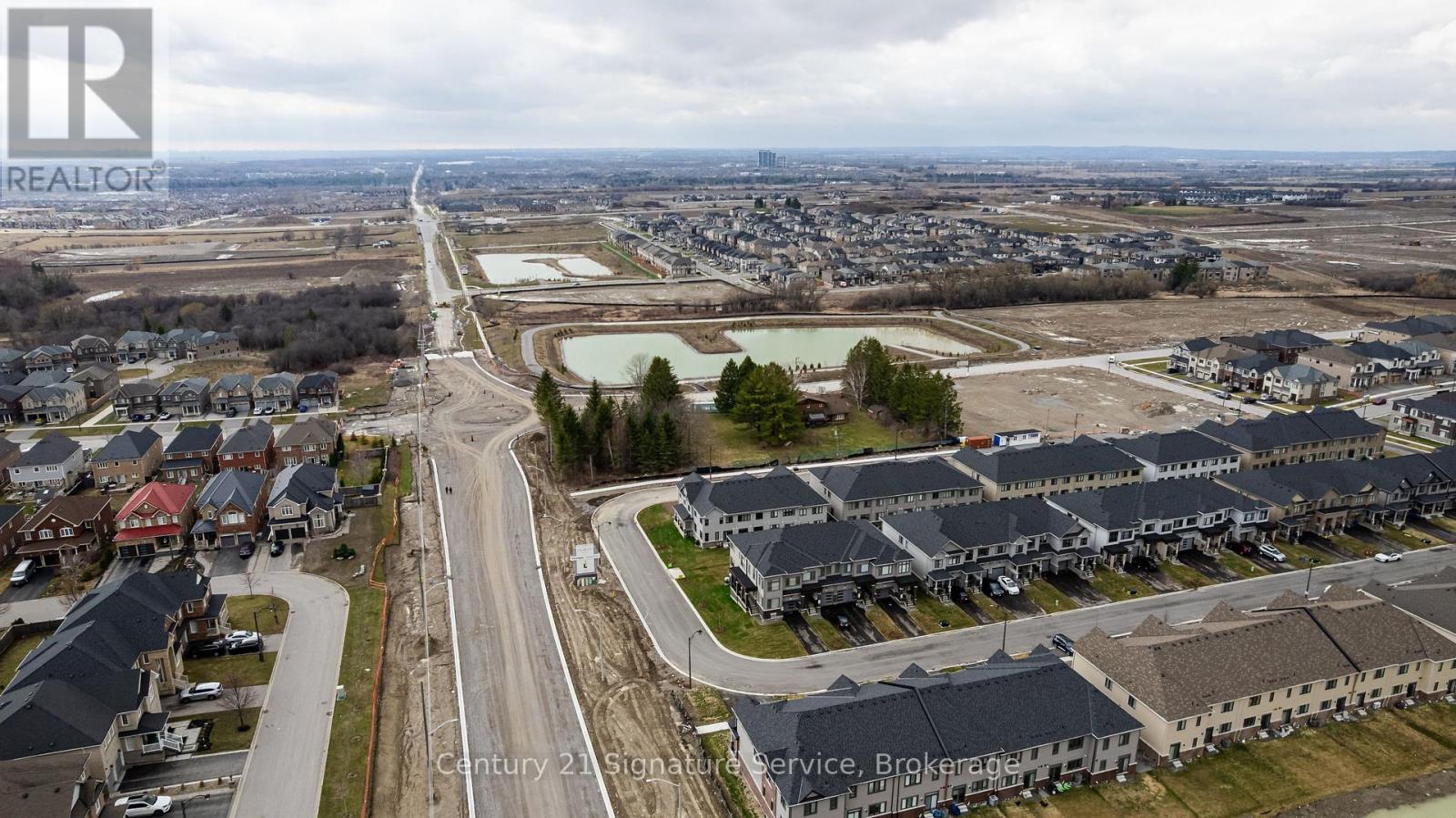 2045 Grandview Street N, Oshawa, Ontario  L1H 8L7 - Photo 3 - E12998402